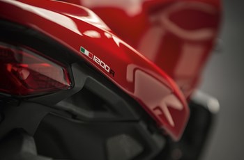 Ducati Monster 1200 R 2017 - Bild 44 Ducati Monster 1200 R 2017 - Bild 44